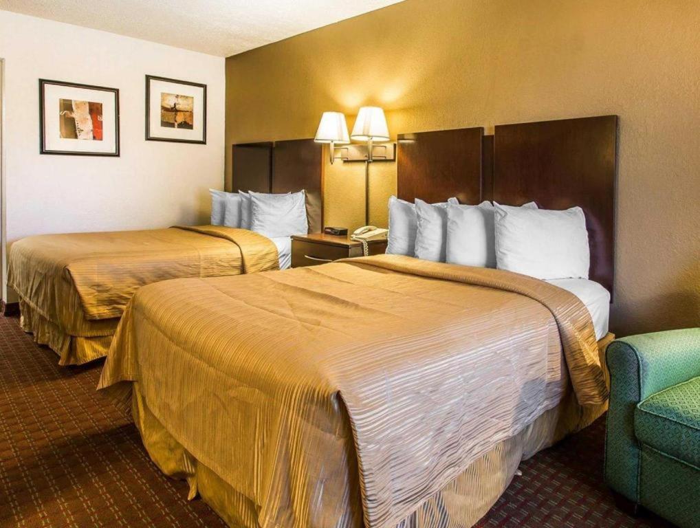 Quality Inn & Suites Near Panama City Beach Zewnętrze zdjęcie