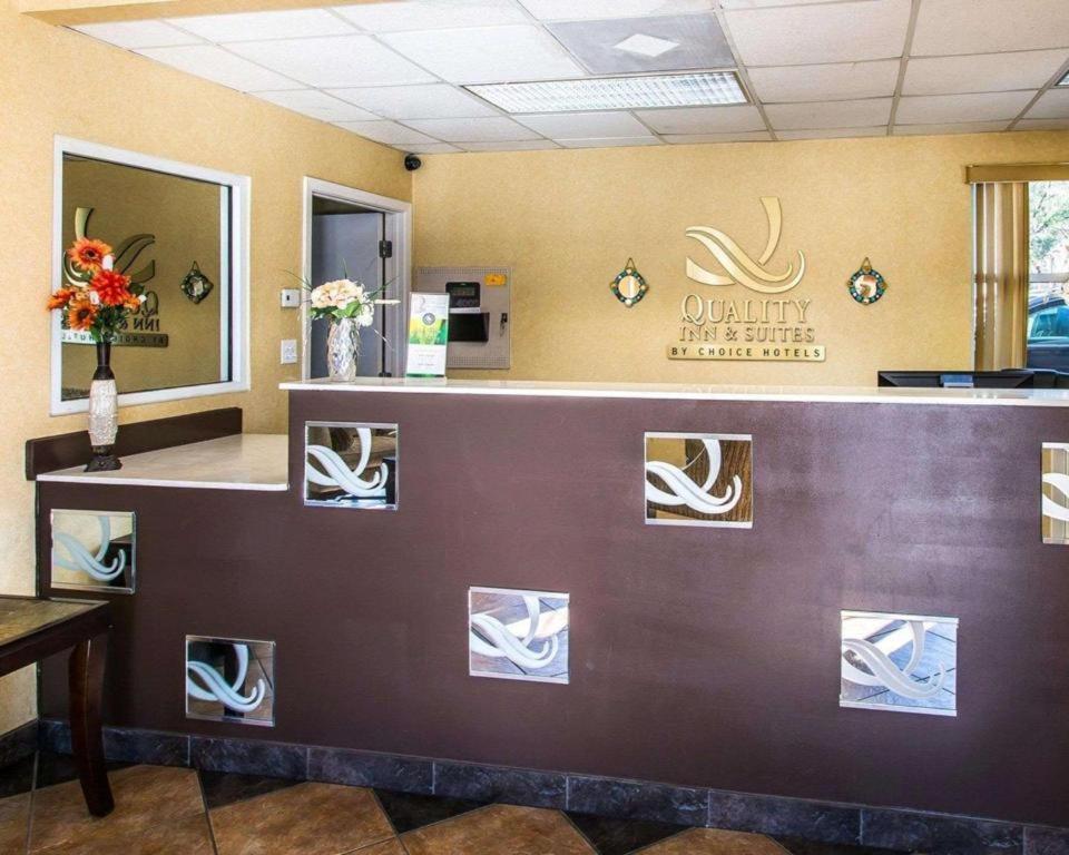 Quality Inn & Suites Near Panama City Beach Zewnętrze zdjęcie